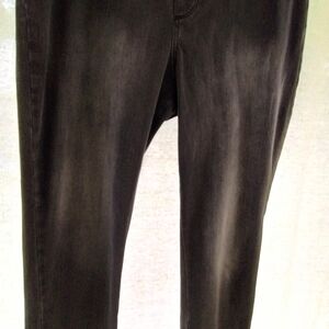 Bandolini Stylish Gray Wash  Black Skinny Jean Leggings